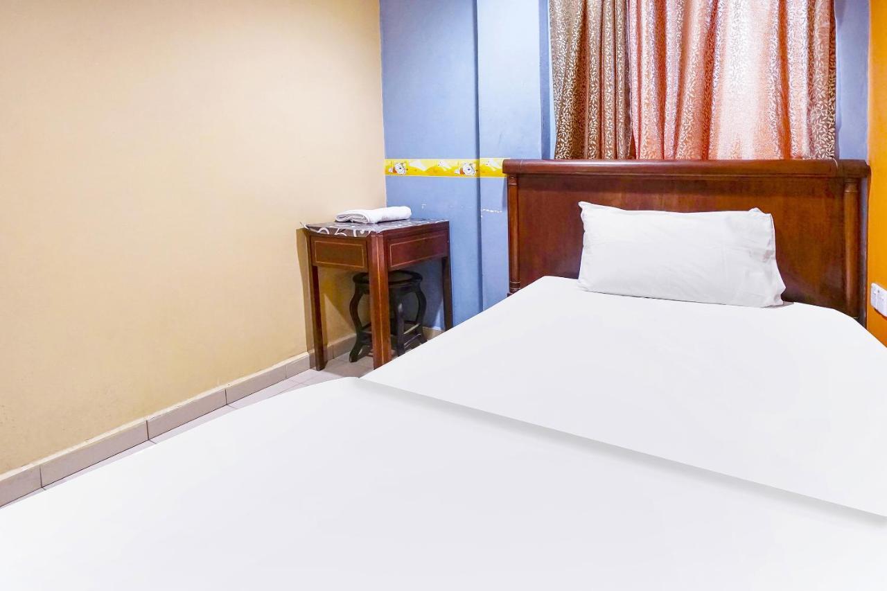 Oyo 90486 New Station Hotel Klang Ngoại thất bức ảnh