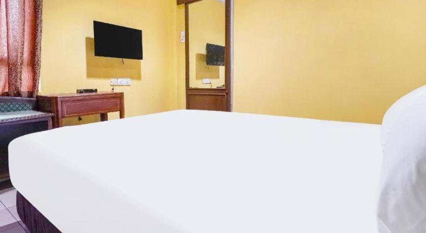 Oyo 90486 New Station Hotel Klang Ngoại thất bức ảnh
